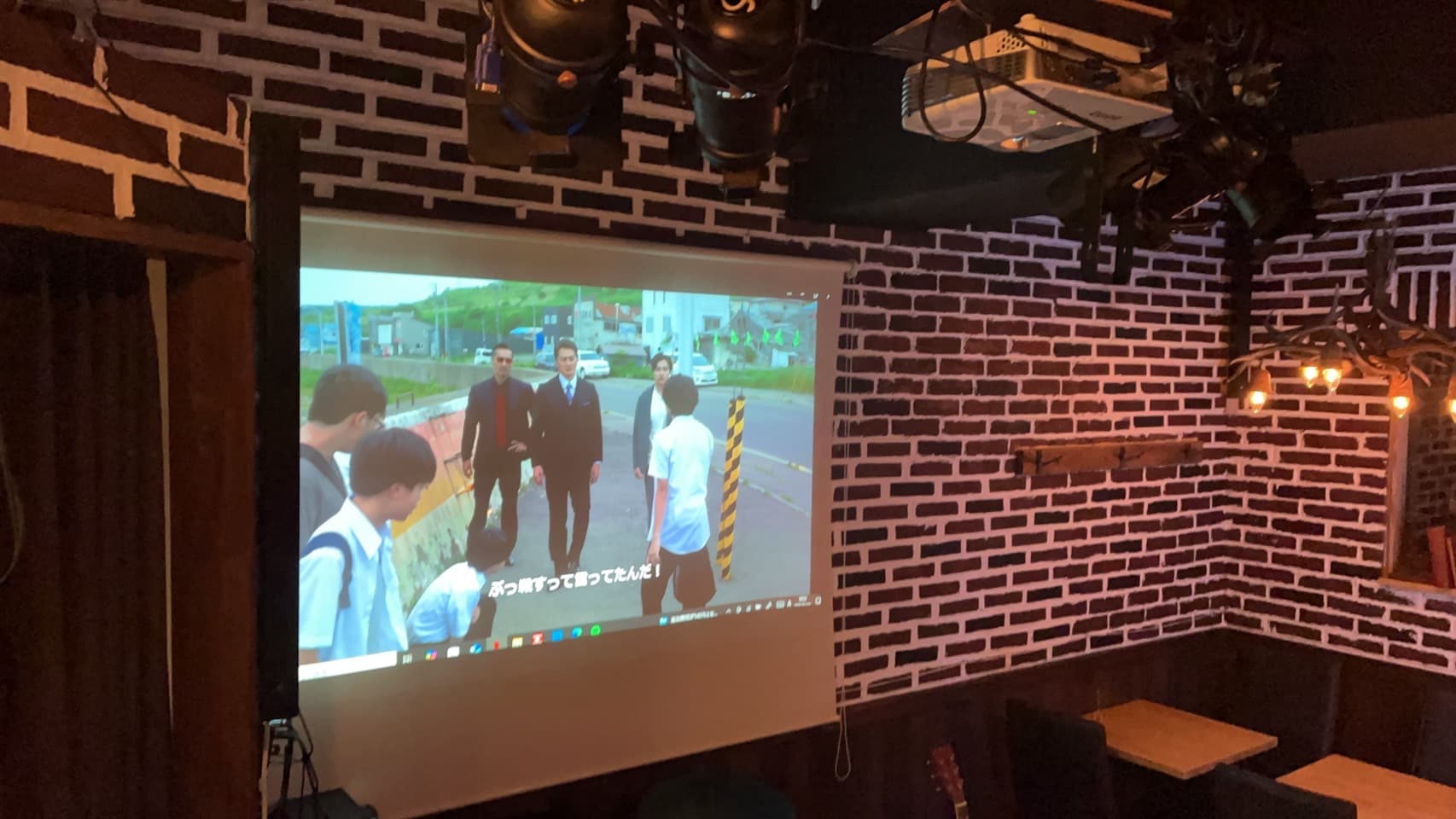 100インチプロジェクター